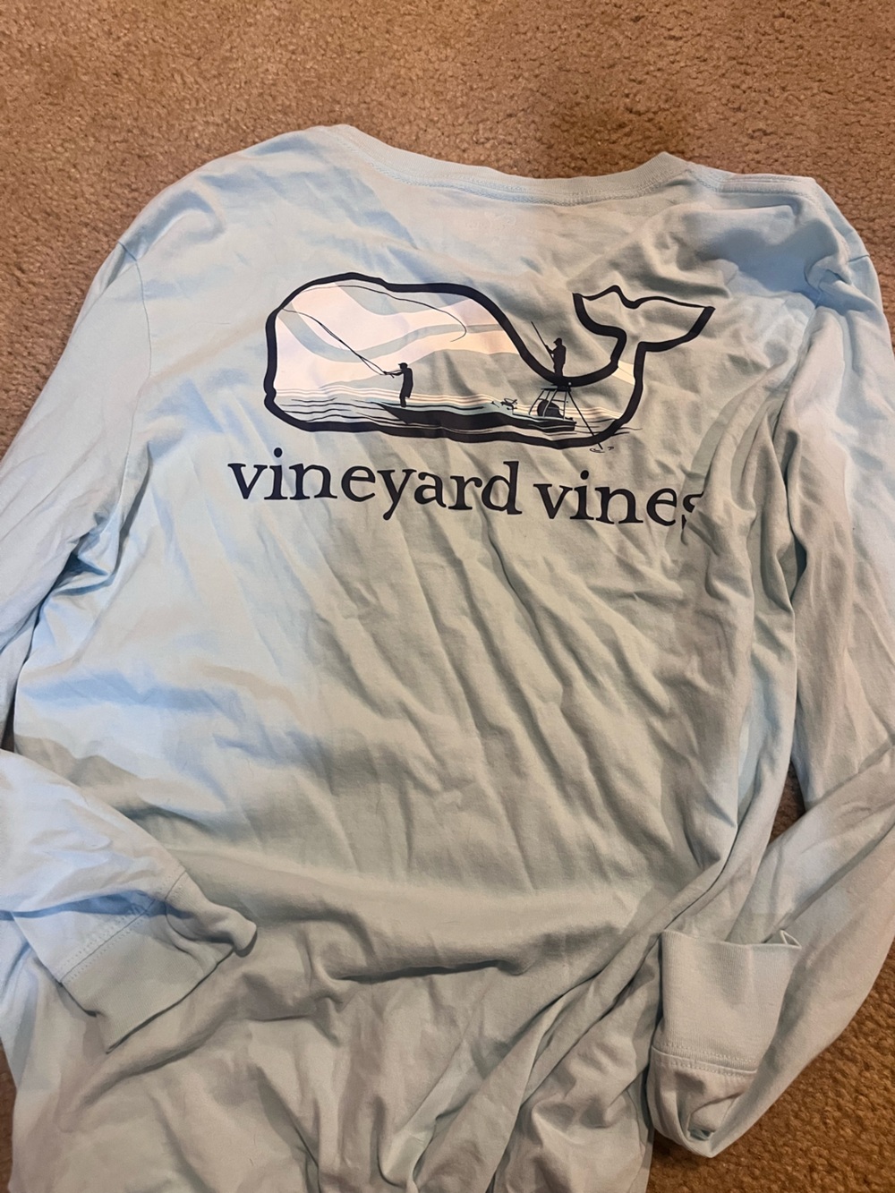 Vineyard Vines Whale Graphic Long Sleeve - Light Blue men’s medium fishing